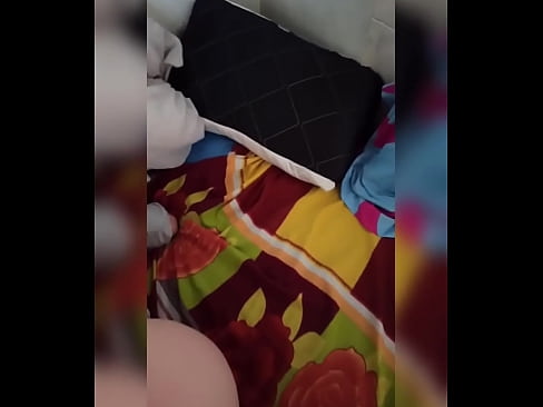 ❤️ Myn keamergenoat bliuwt allinnich thús want har man giet op fakânsje en ik nim de kâns oan om har te neuken en har kont fol mei molke ❤ Porno by wy ❌❤